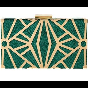 Gorgeous Emerald Green and Gold Tone Purse/Clutch!!!